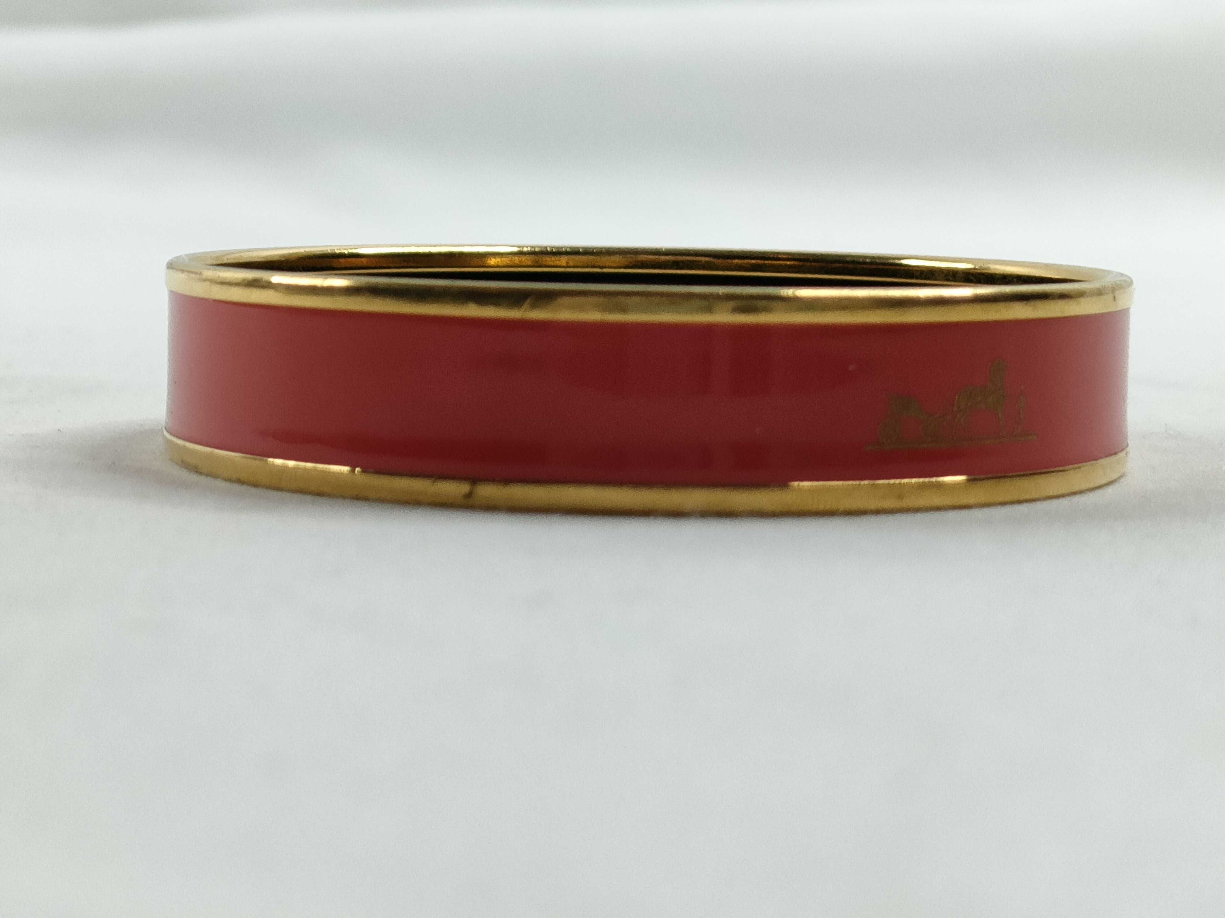Hermes Caleche Red Enamel and Gold-Plated Narrow Bangle Bracelet