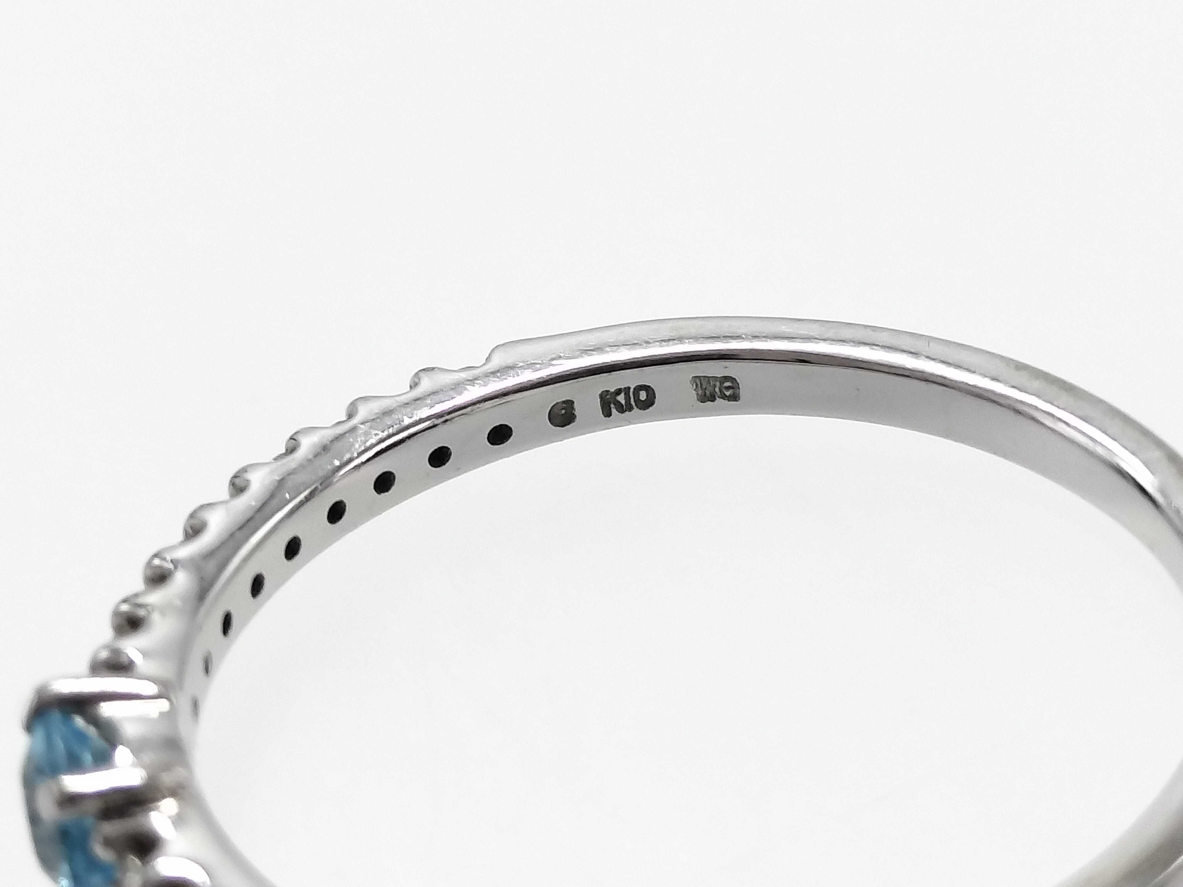 10K White Gold Ring with Diamonds and Round Cut London Blue Topaz