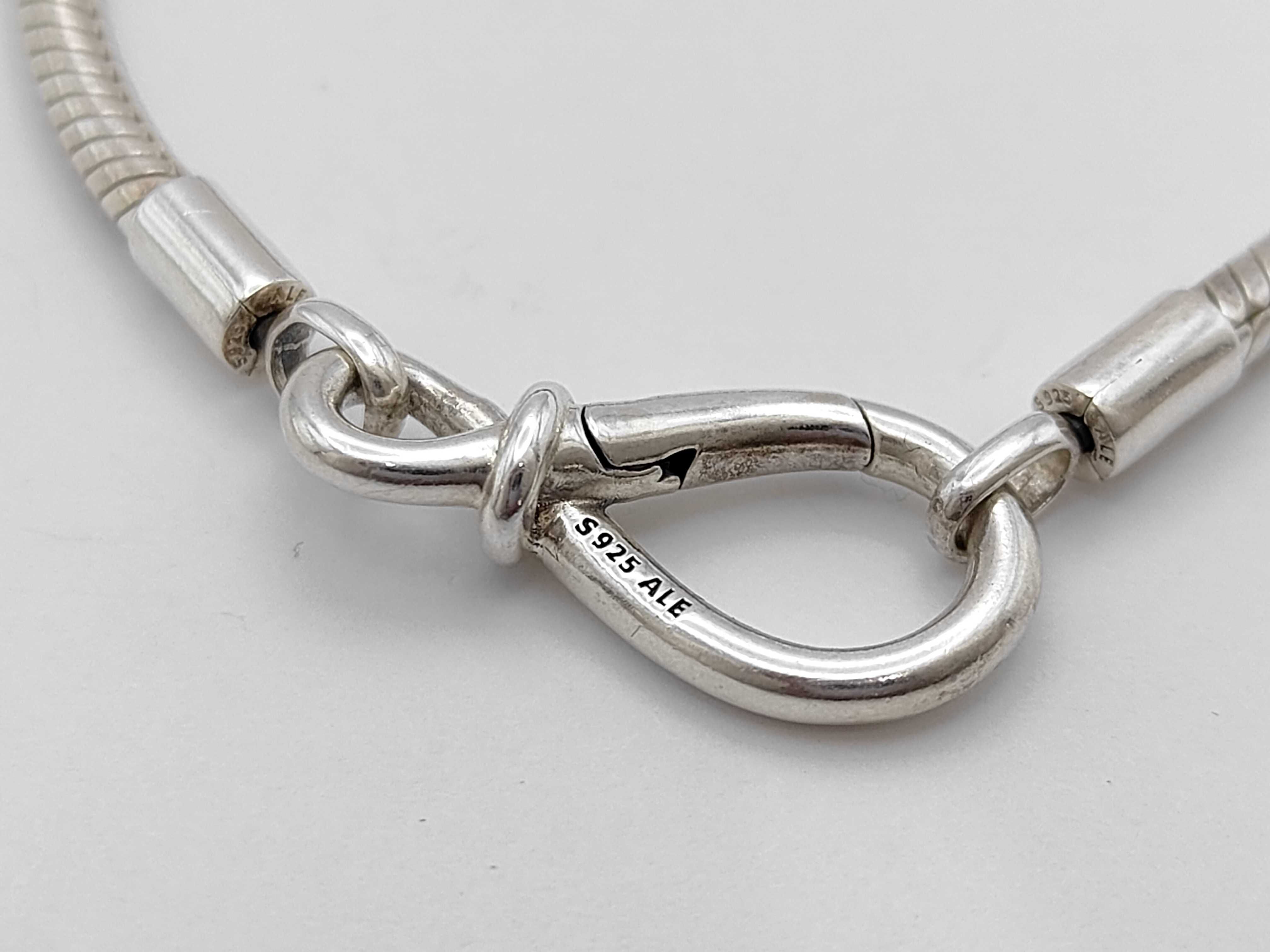 Pandora Sterling Silver Snake Chain Bracelet with Infinity Knot Clasp, Four Charms, and Box