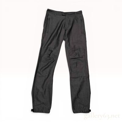 Louis Vuitton Men's Charcoal Gray Articulated Wool Trousers Size 38. A pair of Louis Vuitton 