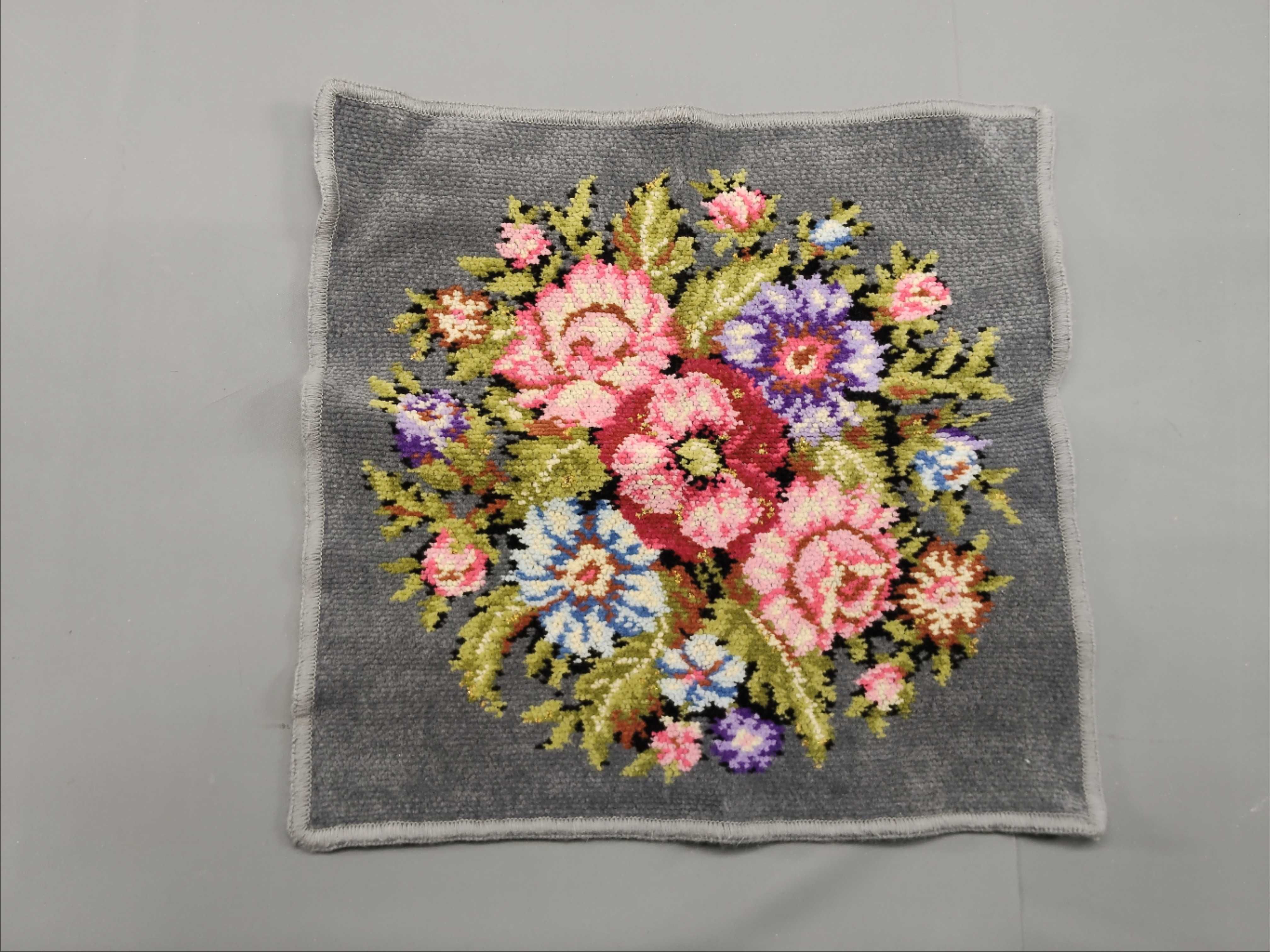 A Set of Seven Feiler Chenille Cotton Hand Towels