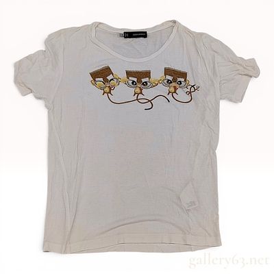 Dsquared2 Women's White Viscose Three Wise Monkeys Graphic T-Shirt. A women's short-sleeved 