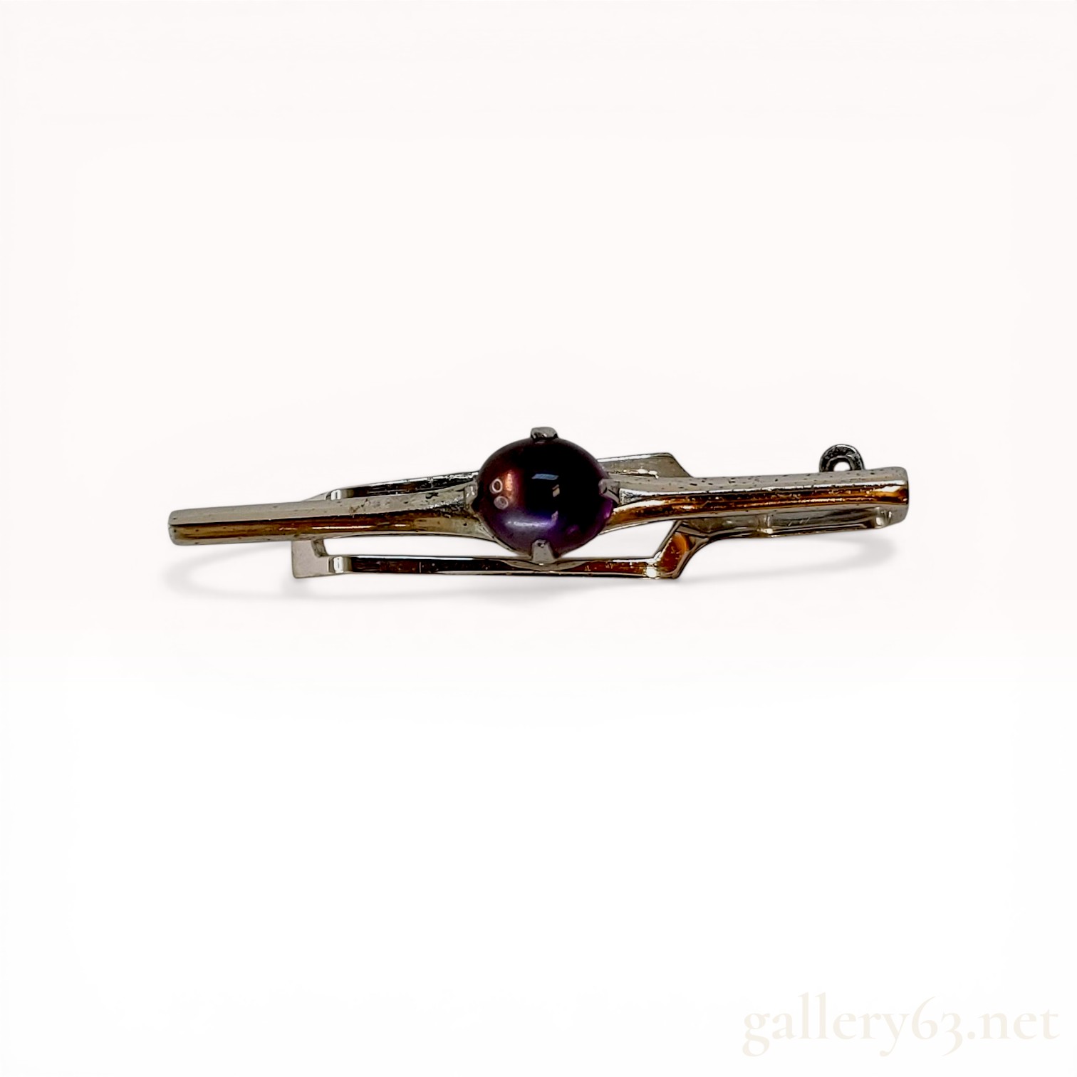 Modernist Silver and Amethyst Cabochon Tie Clip
