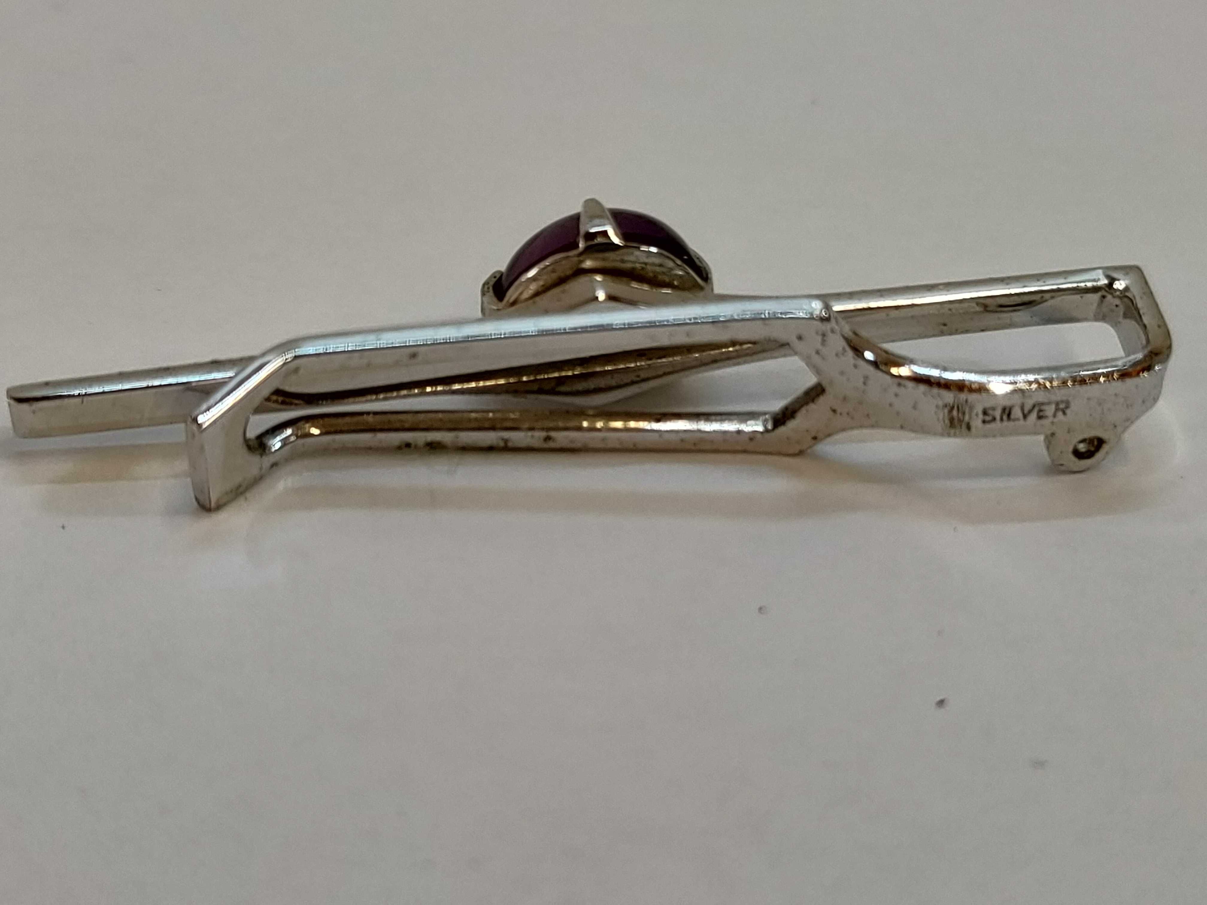 Modernist Silver and Amethyst Cabochon Tie Clip