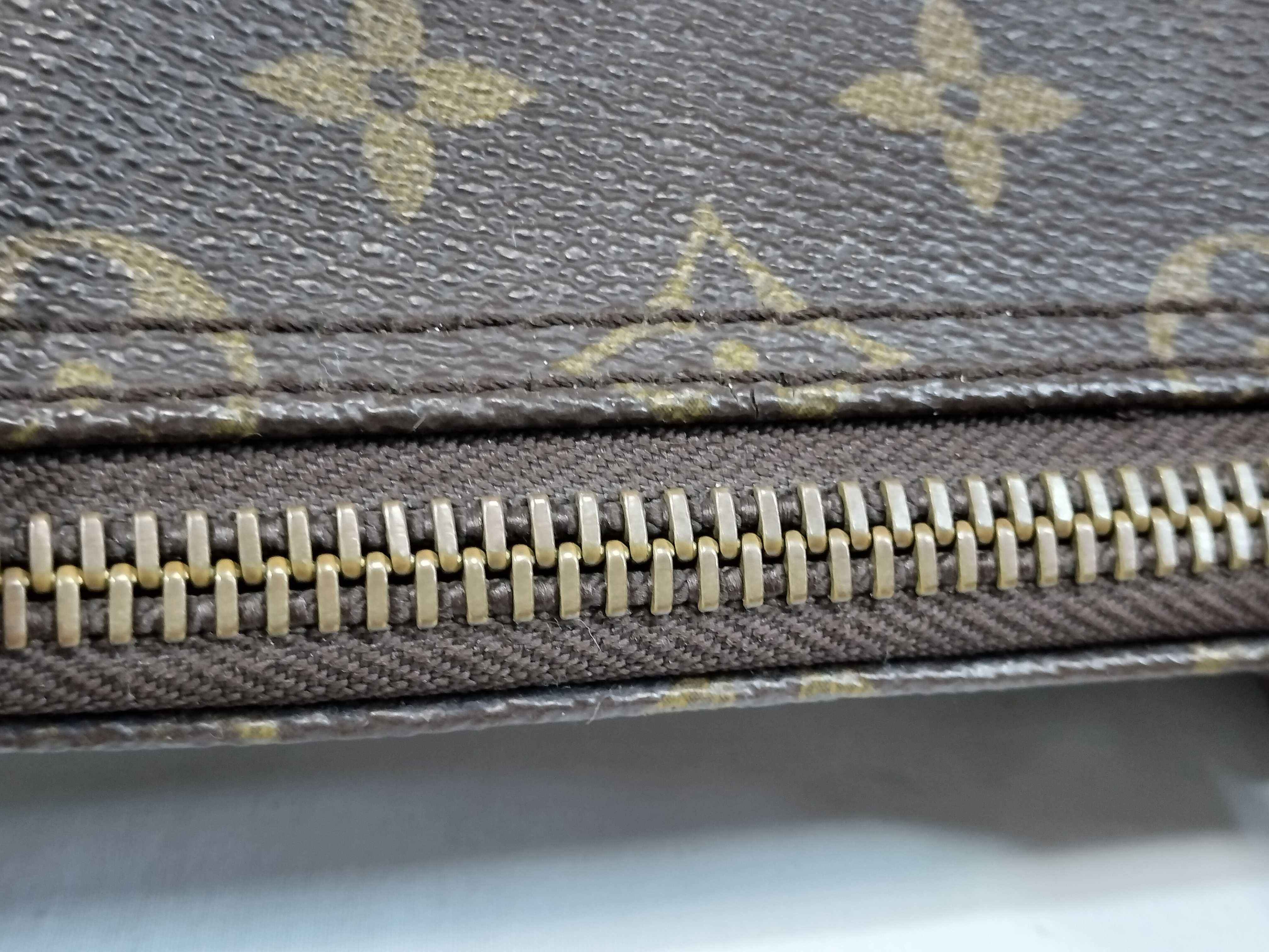 Vintage Louis Vuitton Monogram Keepall 60 Travel Bag