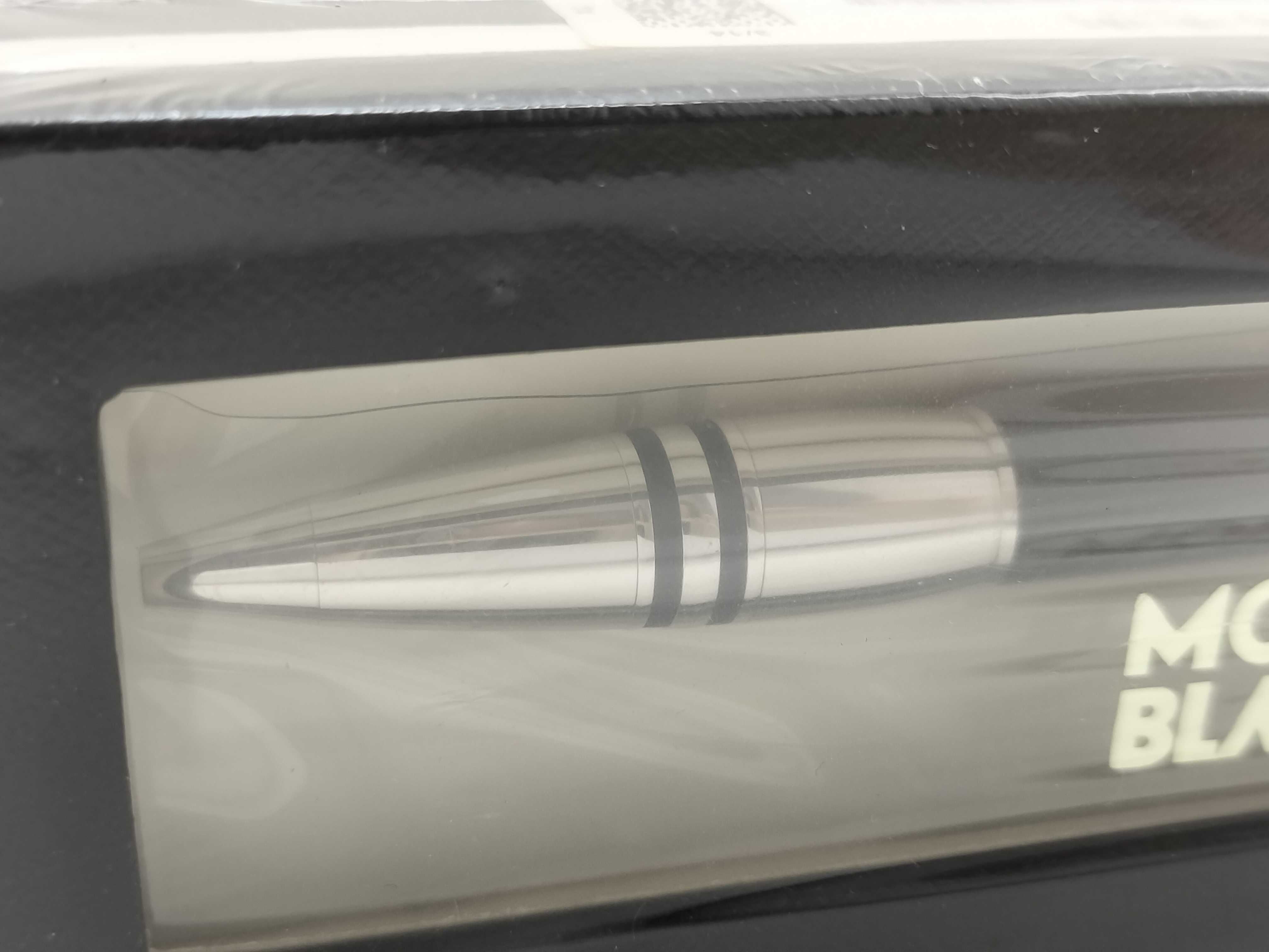 Montblanc StarWalker Carbon Ballpoint Pen NWT with Box