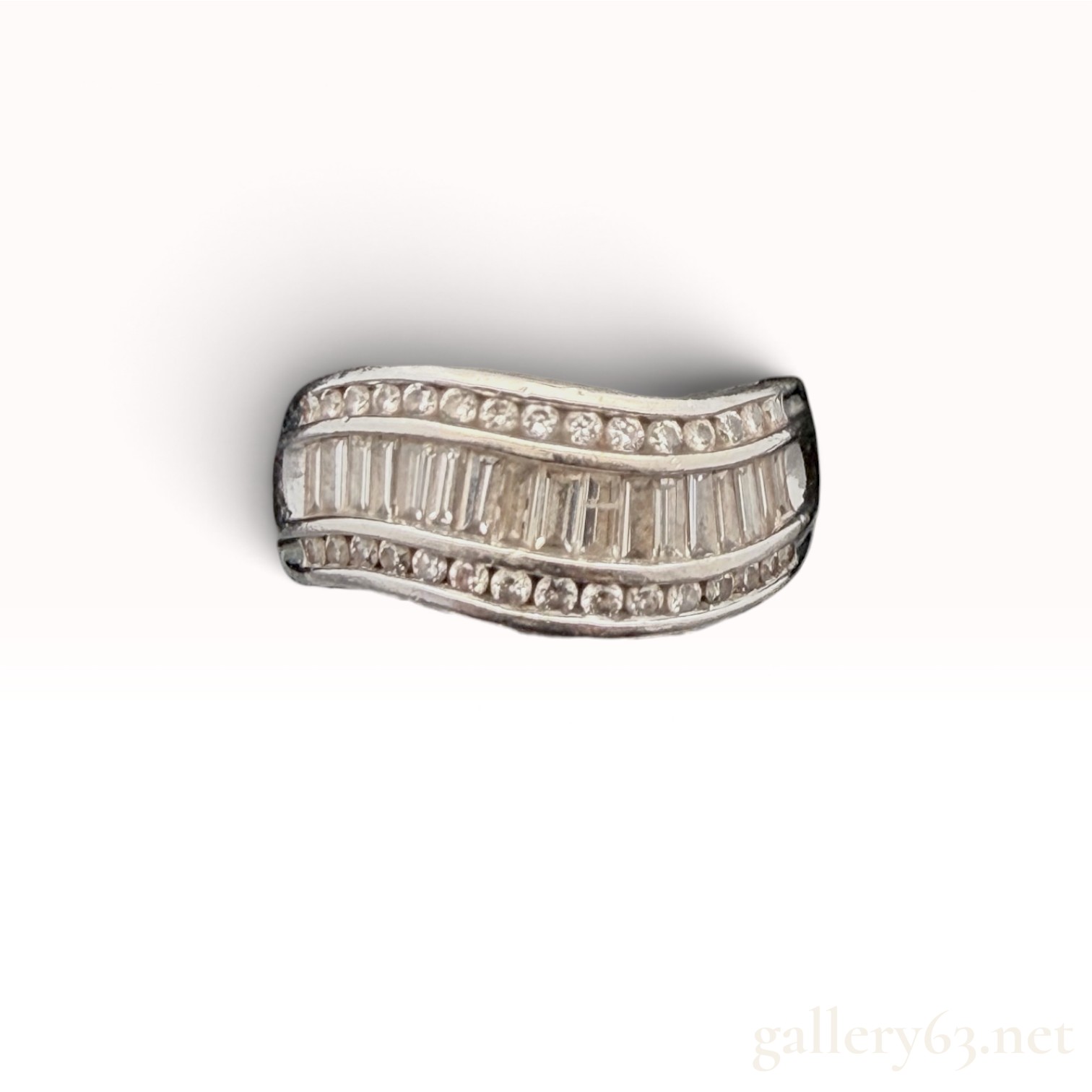 14KWG and 1.10ctw Natural Diamond Wave Band Ring