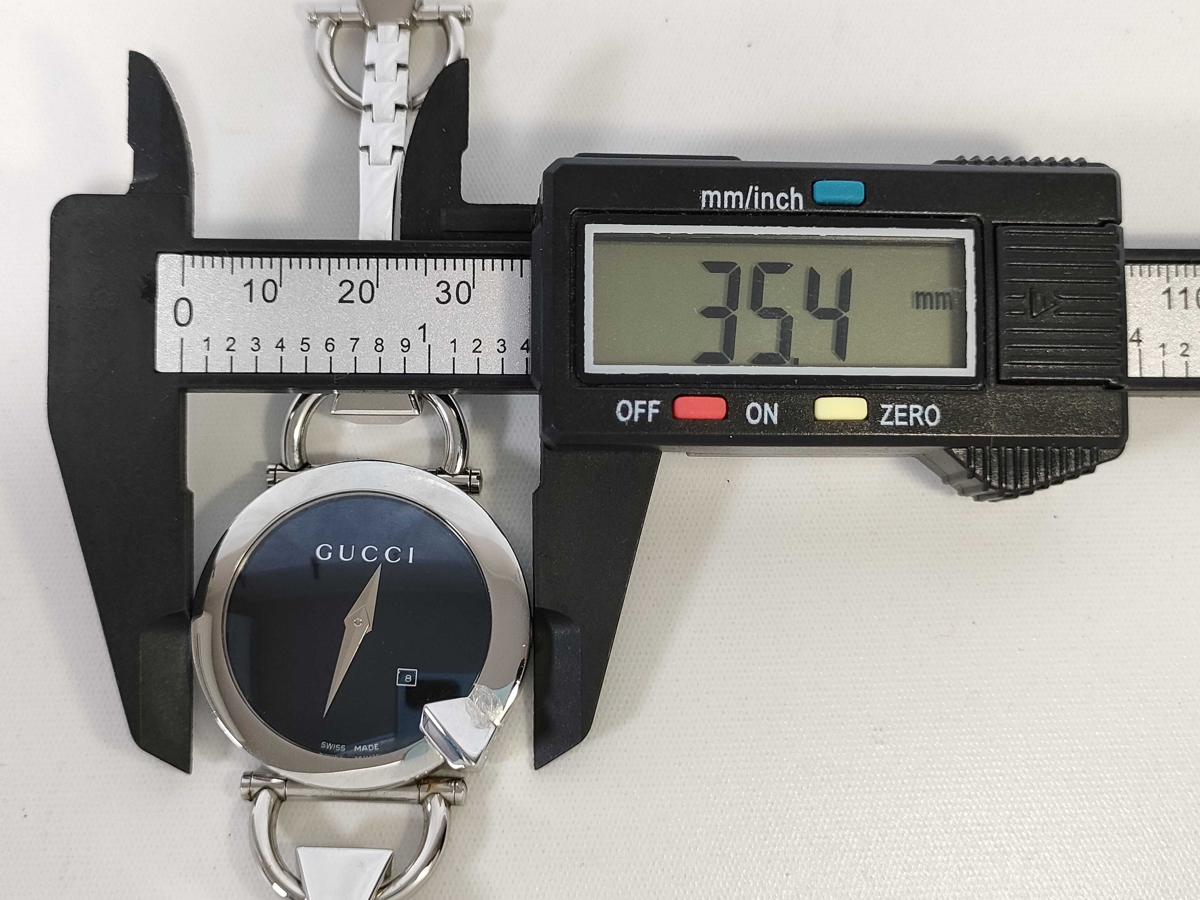 Gucci Chiodo 122.5 Stainless Steel Wristwatch