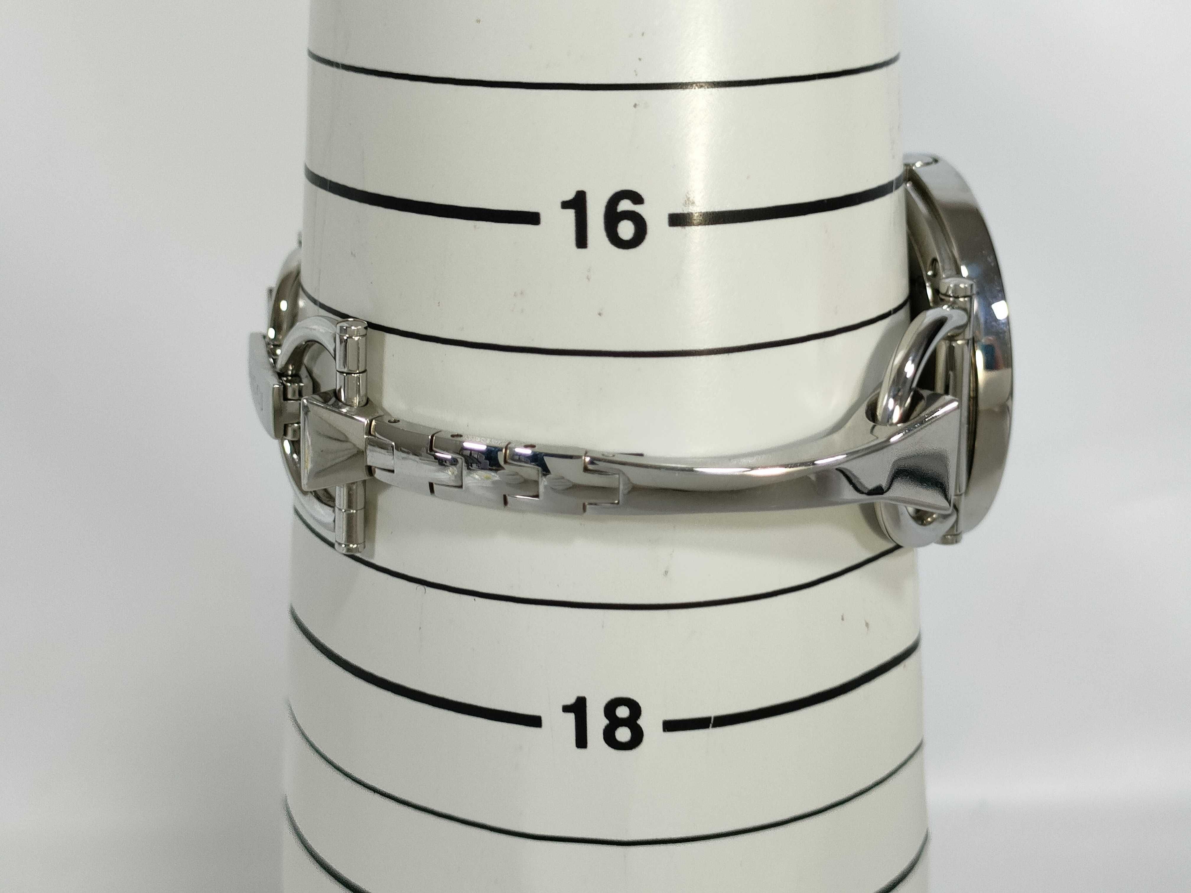 Gucci Chiodo 122.5 Stainless Steel Wristwatch
