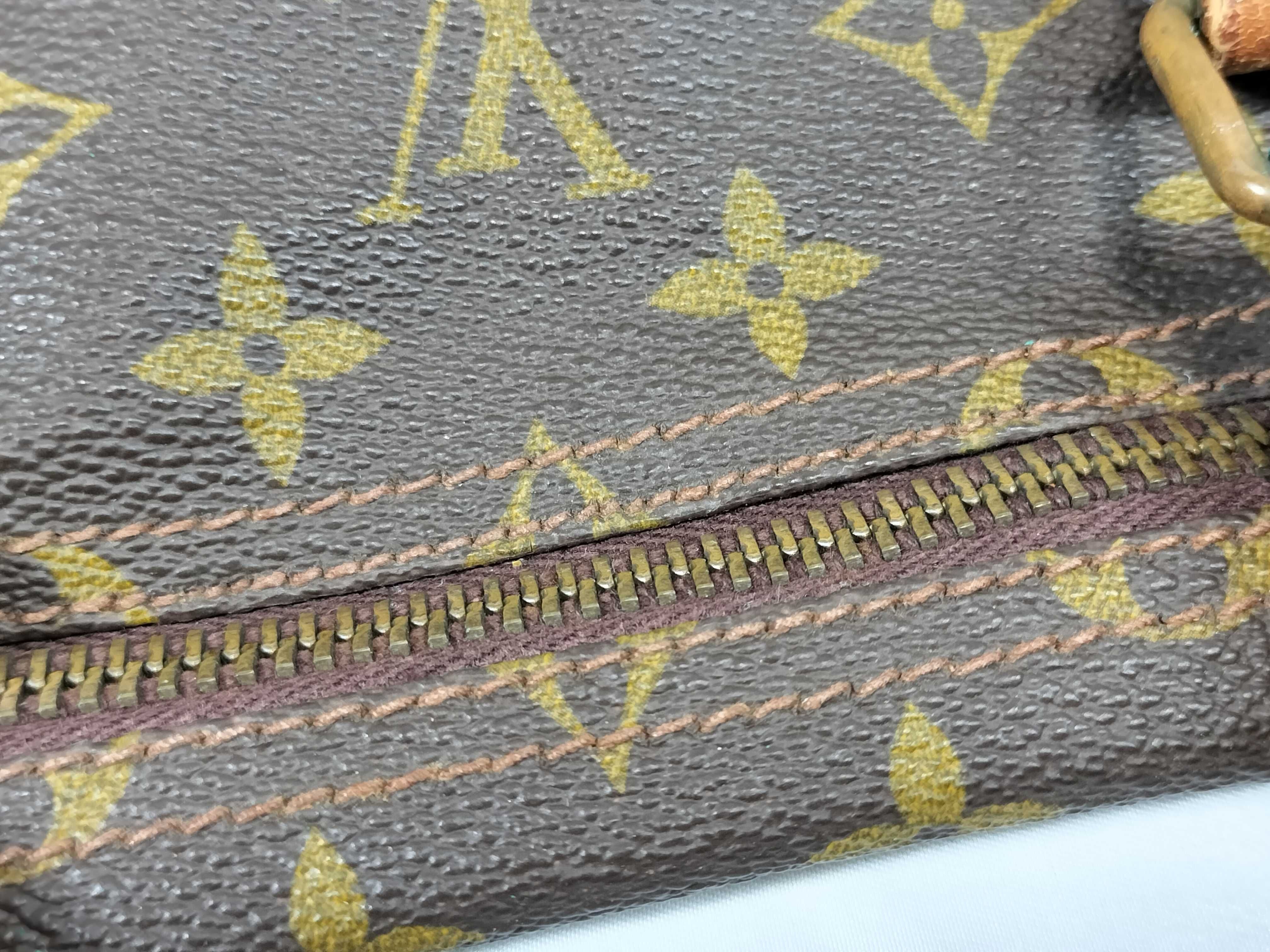 Vintage Louis Vuitton Monogram Keepall 55 Travel Bag