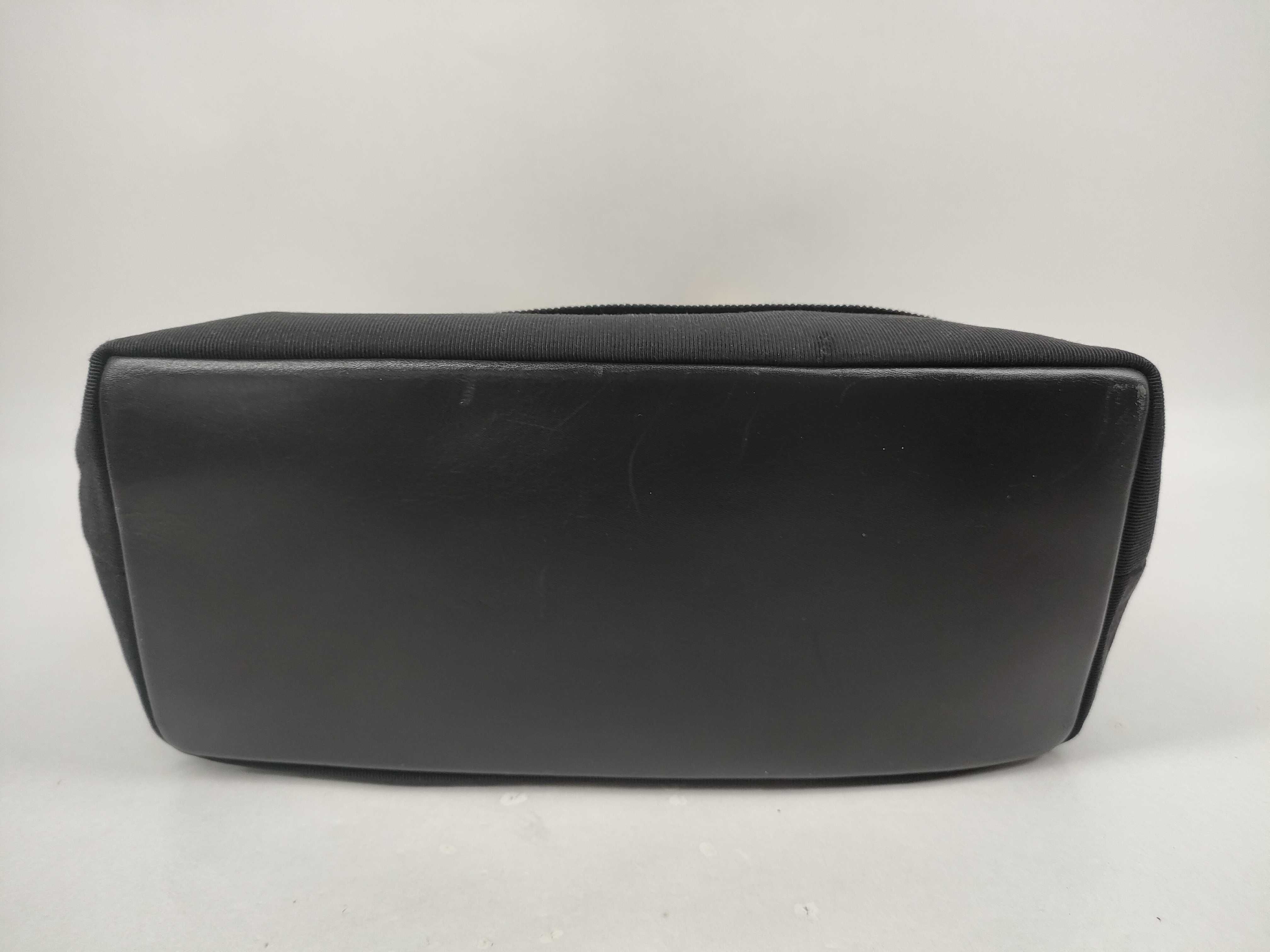 Salvatore Ferragamo Vara Tiered Grosgrain Chain Shoulder Bag Black