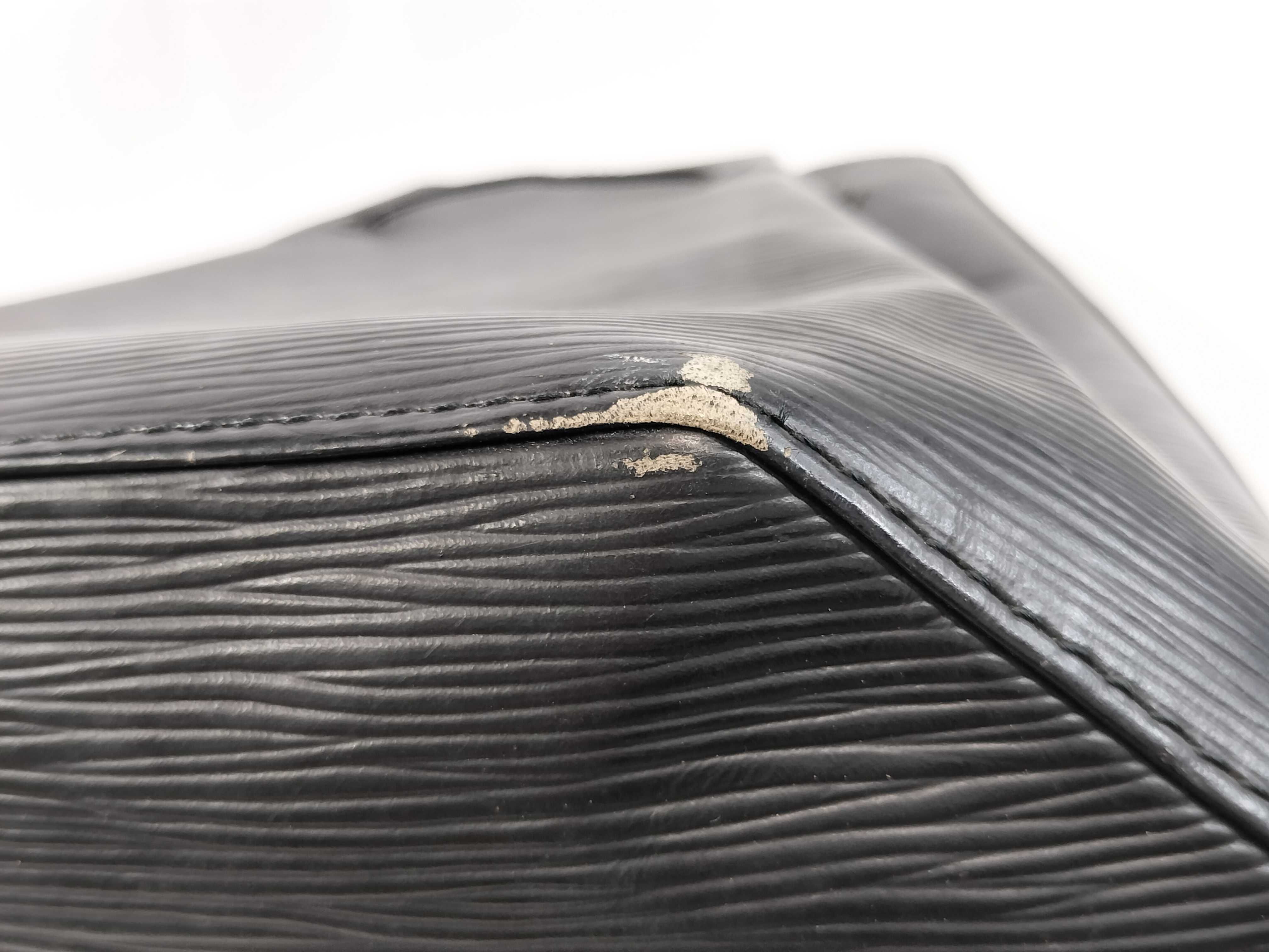 Louis Vuitton Sac d'Epaule Black Epi Leather Shoulder Bag