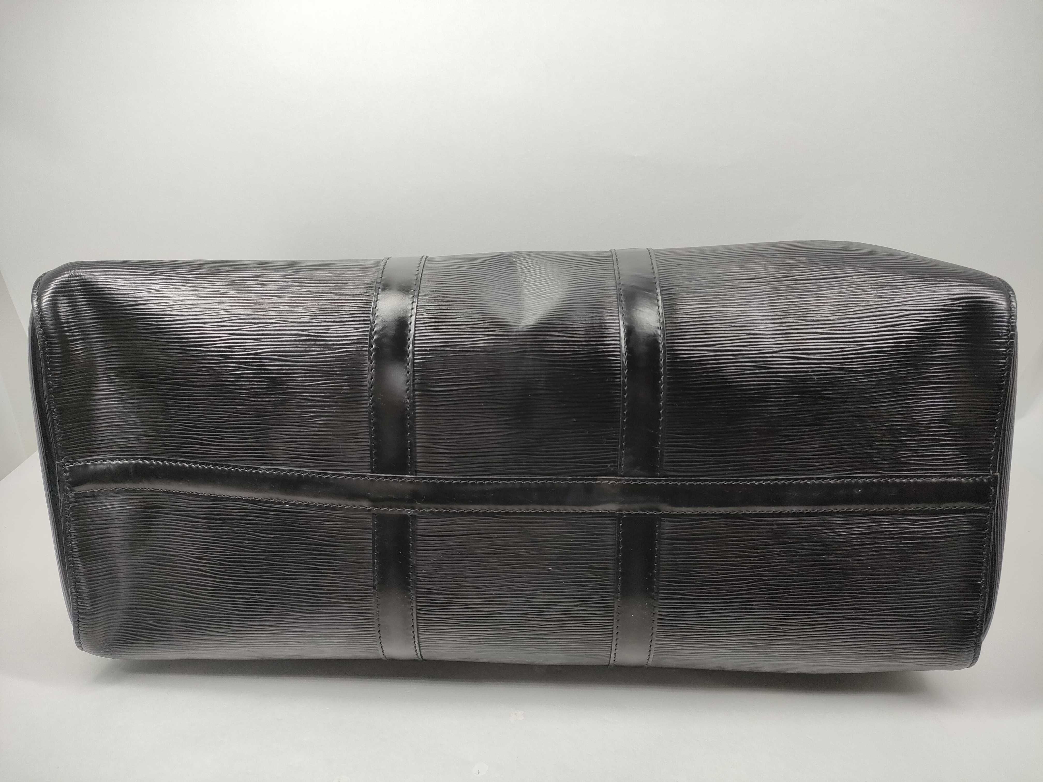 Louis Vuitton Noir Epi Leather Keepall 55