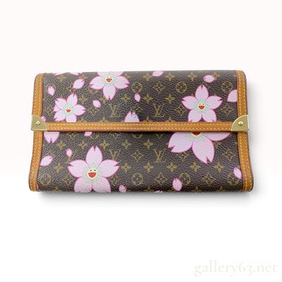 Louis Vuitton Monogram Cherry Blossom Portefeuille Tresor Wallet. This Louis Vuitton 