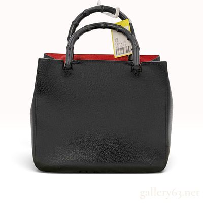 Vintage Gucci Bamboo Shopper Black Leather Tote Bag. This Gucci Bamboo Shopper tote bag is 