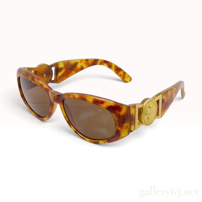 Vintage Gianni Versace Medusa Tortoise Acetate Sunglasses. This pair of vintage Gianni Versace 