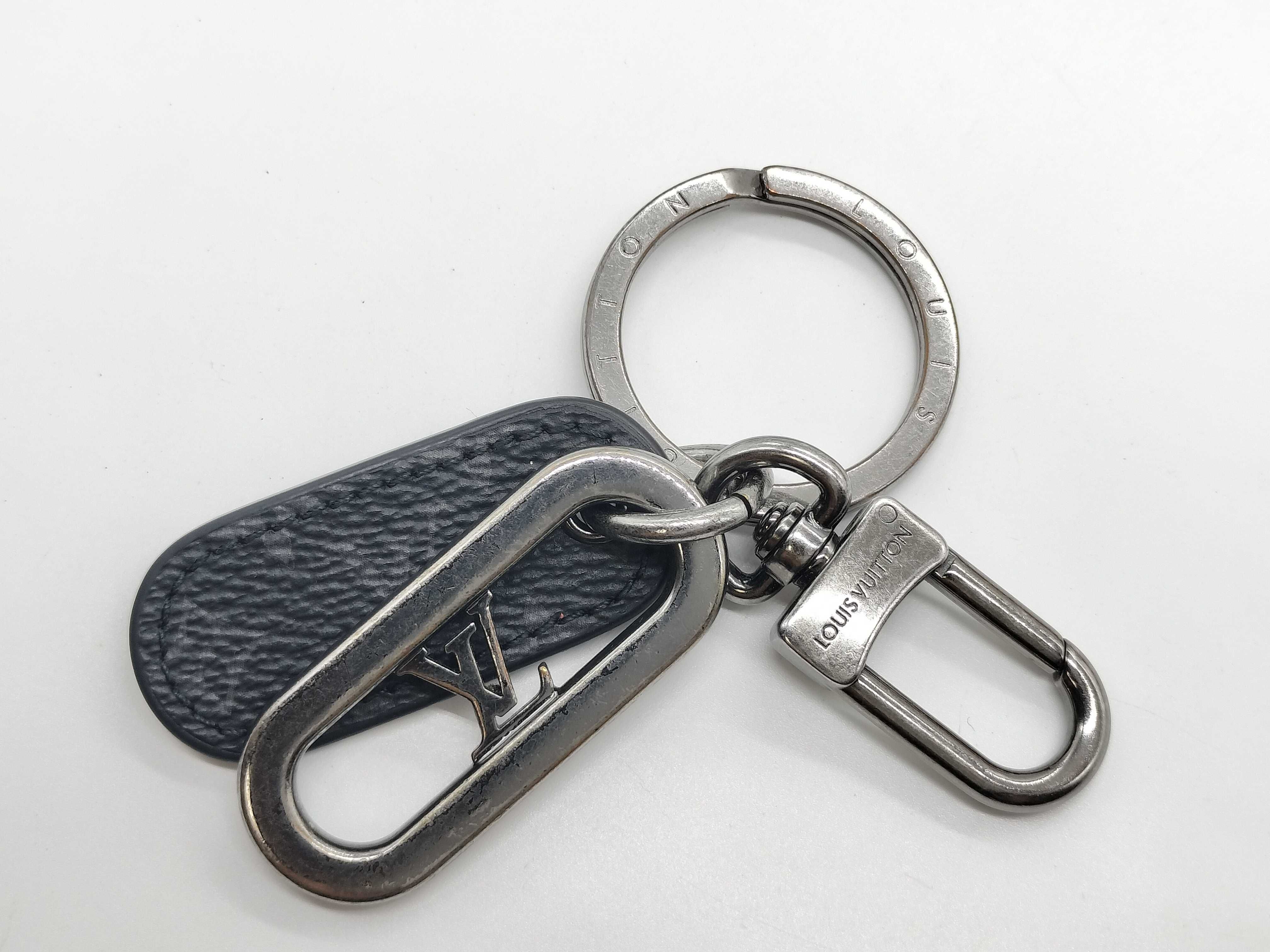 Louis Vuitton LV Link Key Holder in Monogram Eclipse with Box