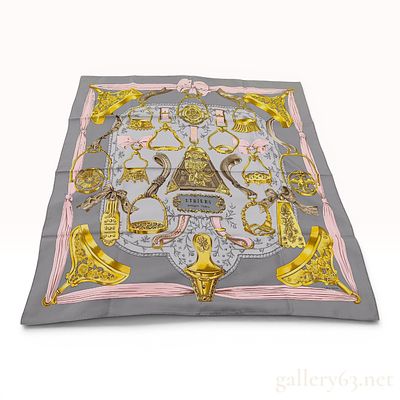 Vintage Hermes Etriers Silk Carre 90 Scarf. Hermes Etriers silk scarf designed by Francoise de 