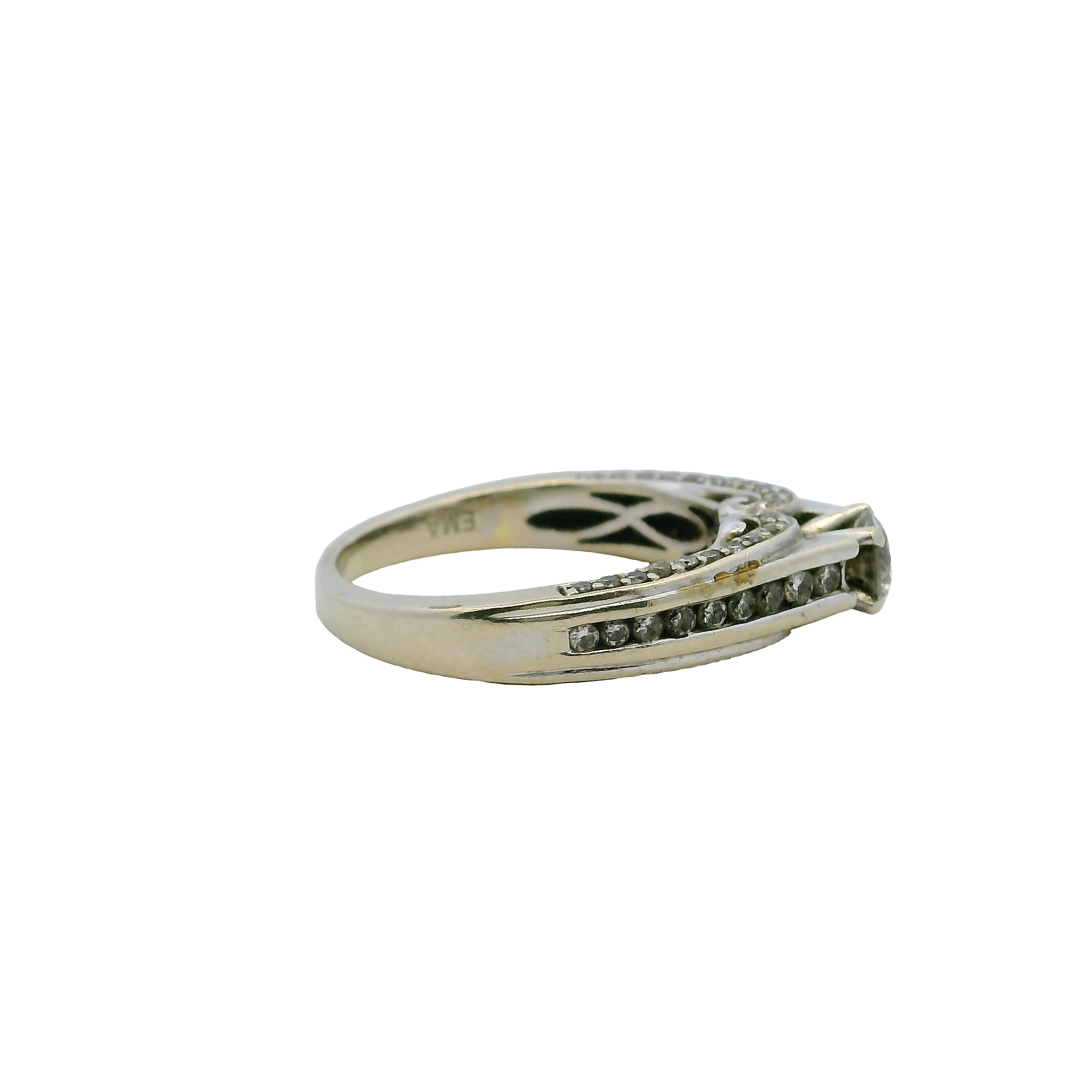14K White Gold Diamond Ring