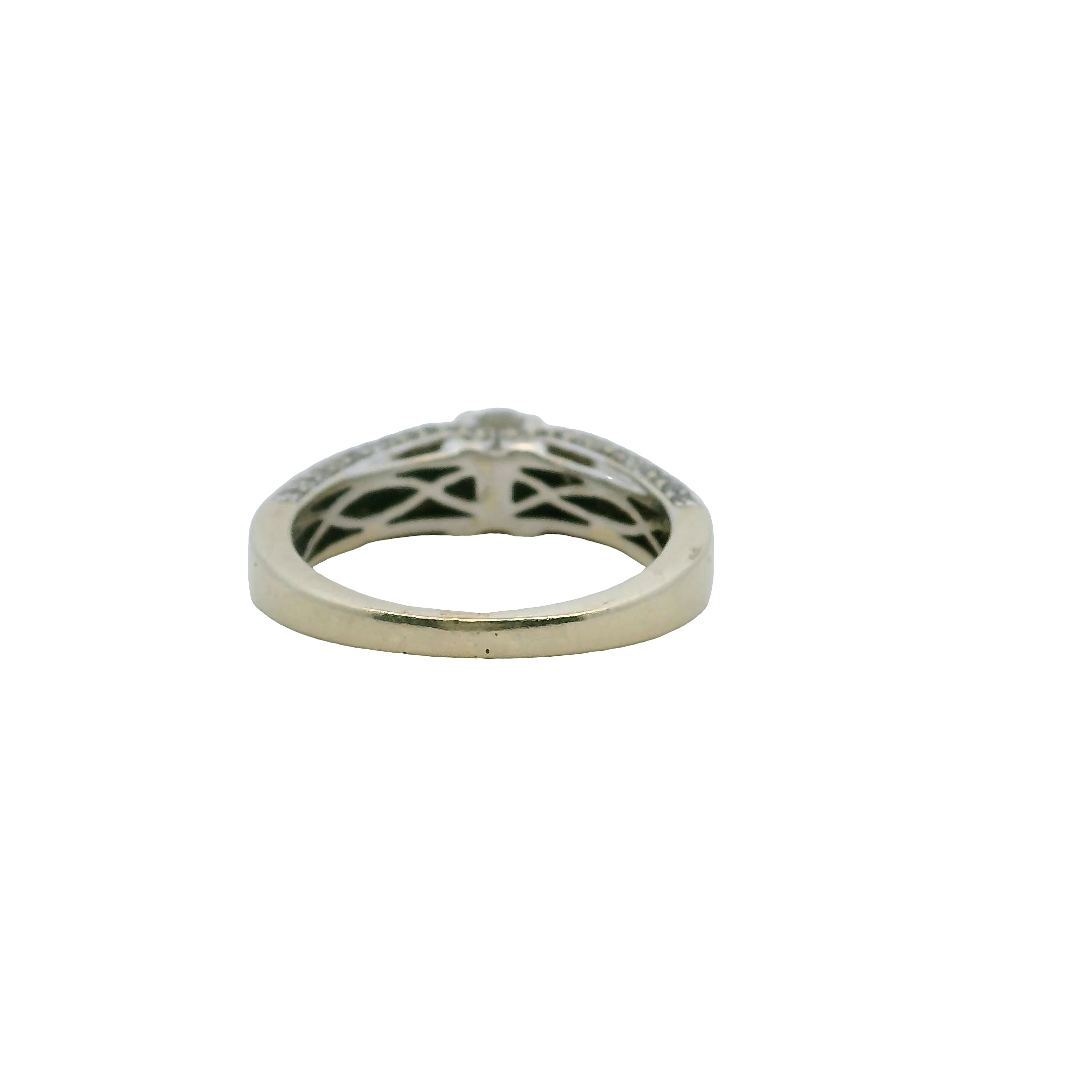 14K White Gold Diamond Ring