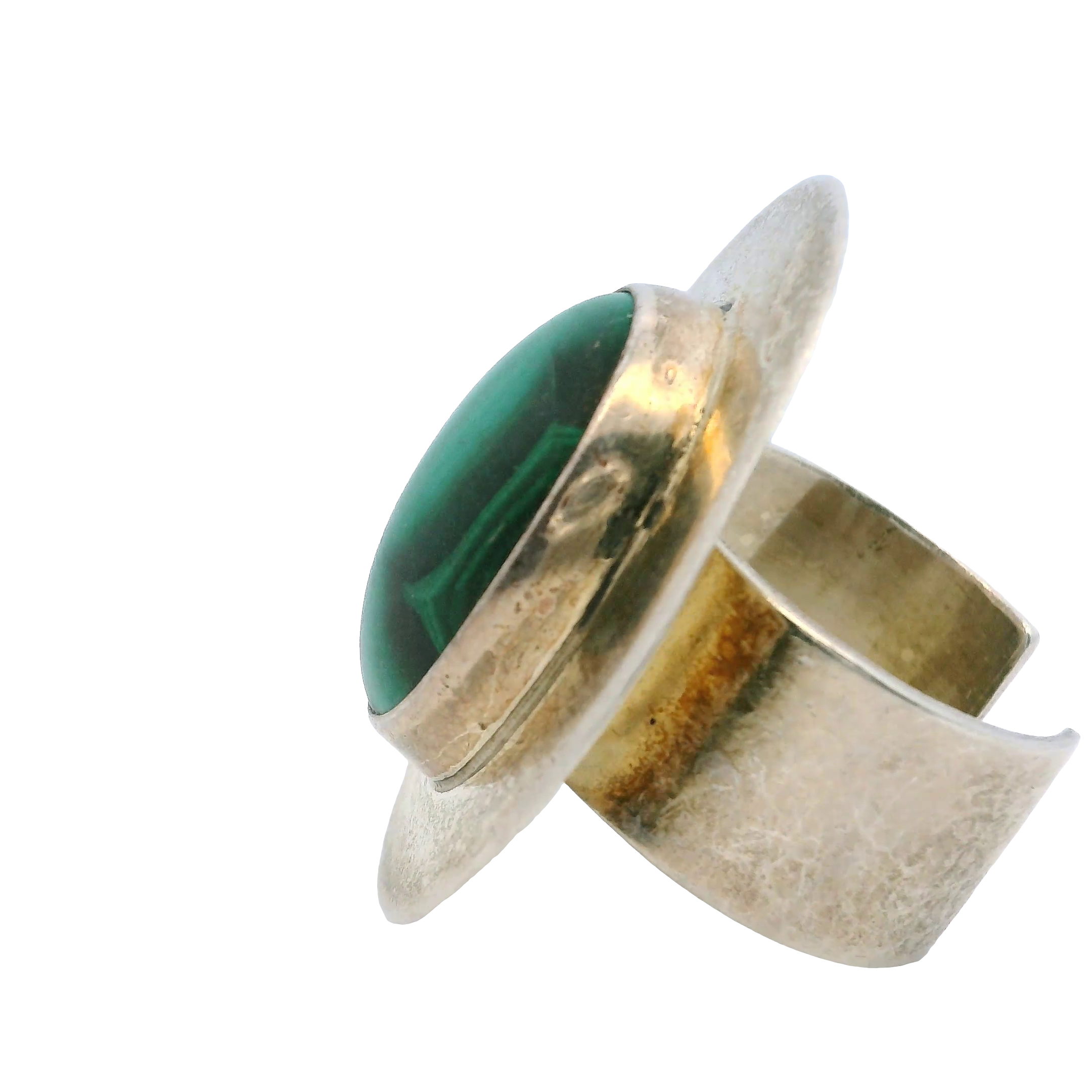 Native American Artist Signed Malachite Ring