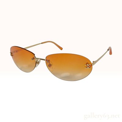Vintage Chanel 4013 Orange Gradient Rimless Oval Sunglasses with Case. These Chanel 4013 