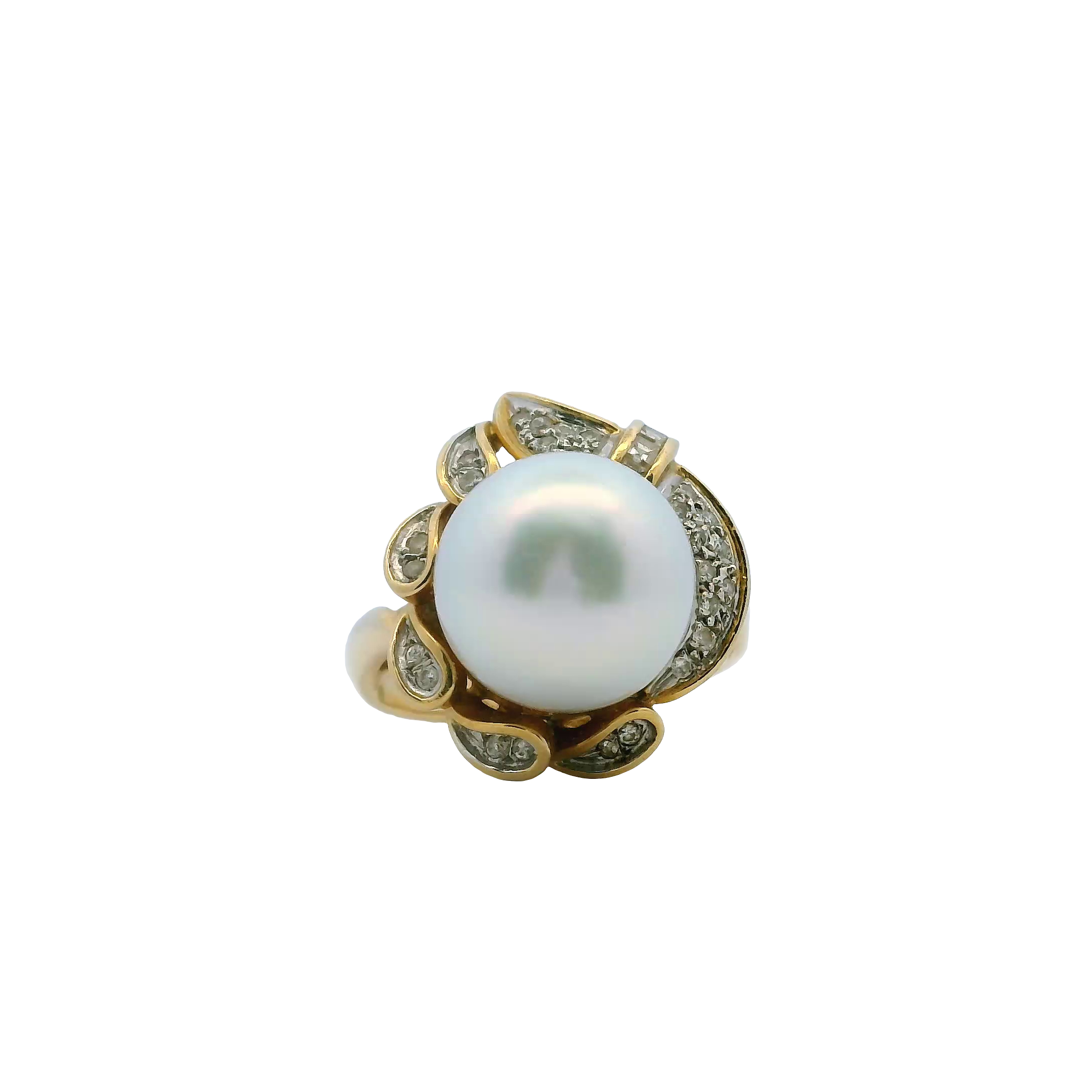 18K Gold Diamond Pearl Ring