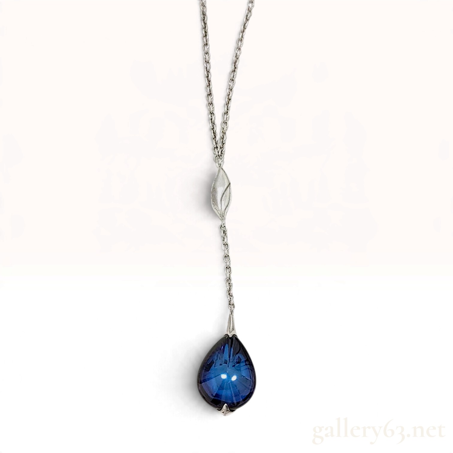 Baccarat Blue Crystal Sterling Silver Lariat Pendant Necklace with Box