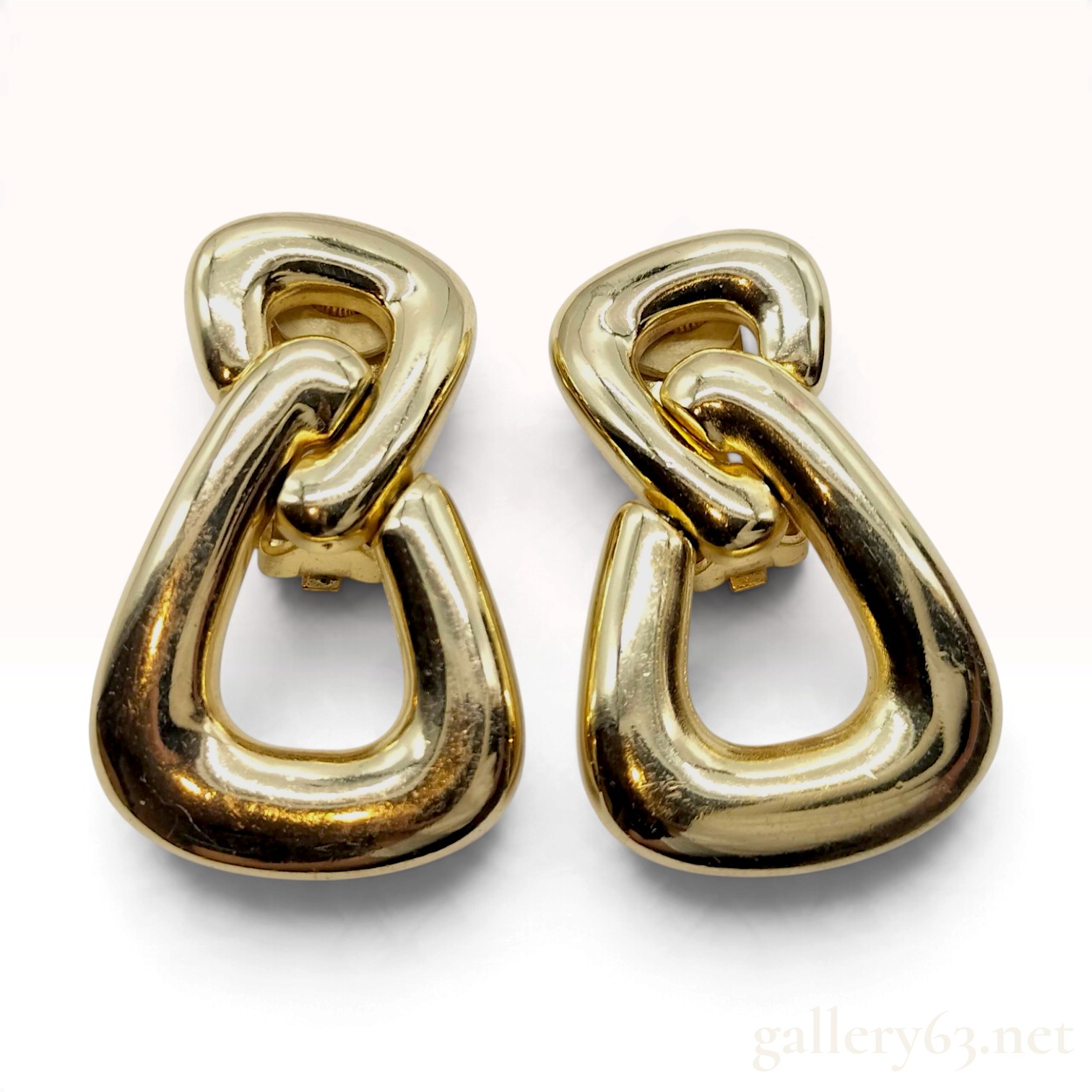 Vintage Christian Dior Germany Gold Tone Link Clip On Earrings