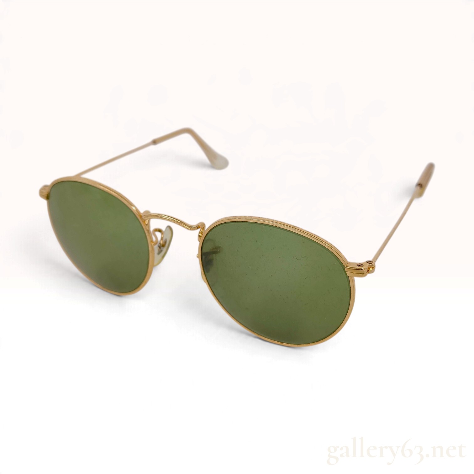 Vintage Bausch & Lomb Ray-Ban Gold Oval Sunglasses with Case