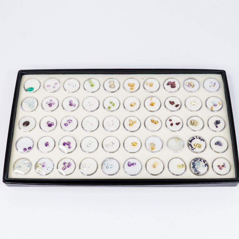 Jewelers gemstone wholesale lot 50 pieces. Jeweler and gemologist lot of 50 precious gemstone 