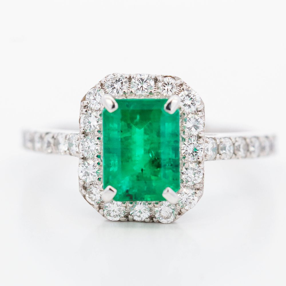 GIA Platinum 1.63ct Colombian Emerald & 0.67ctw Diamond Halo Ring, 7. Pt900 1.63ct F2 Emerald 