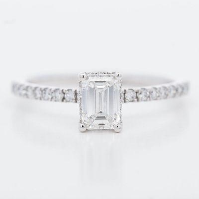 14KWG 1.00ctw Emerald-Cut LG Diamond Ring, 7. Metal: 14 K white gold 
Center Diamond: 0.75 ct 
