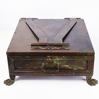 Tiffany and Company bronze box. A rare and important Tiffany and Co. bronze box having a
