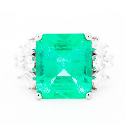 18KWG 5.70ct Colombian F1 Emerald 1.23ctw Natural Diamond Ring, Size 7 with Jewelers Guild Report. 