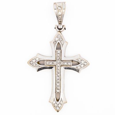 10KWG Large Flared-Arm Cross Pendant, 32.2g. Large Flared-Arm Cross Pendant, 10K White Gold 