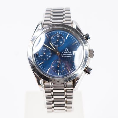 Omega Speedmaster 39mm stainless steel chronograph. Omega Speedmaster 39mm chronograph with 