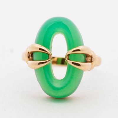 14K Yellow Gold Jadeite Jade Donut Ring Size 6.75. A fine and unusual jadeite jade ring 