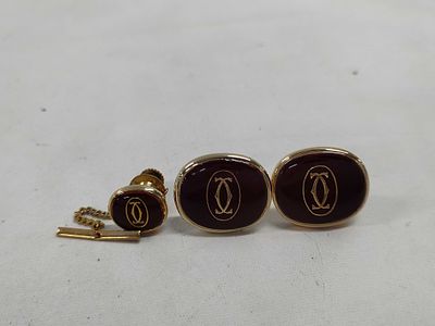 Cartier Cufflink and Tie Pin Set with Logo Inlay. Cartier set including matching pair of 