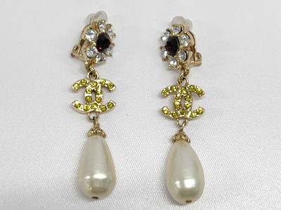 Chanel Coco Mark Crystal Flower Drop Pearl Earrings, Gold Tone, Multicolor with Box. Authentic 