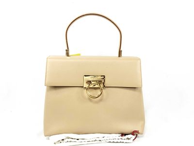 Salvatore Ferragamo Gancini 2way Top Handle Bag w/Shoudler Strap – Beige, 28 cm. Elegant 