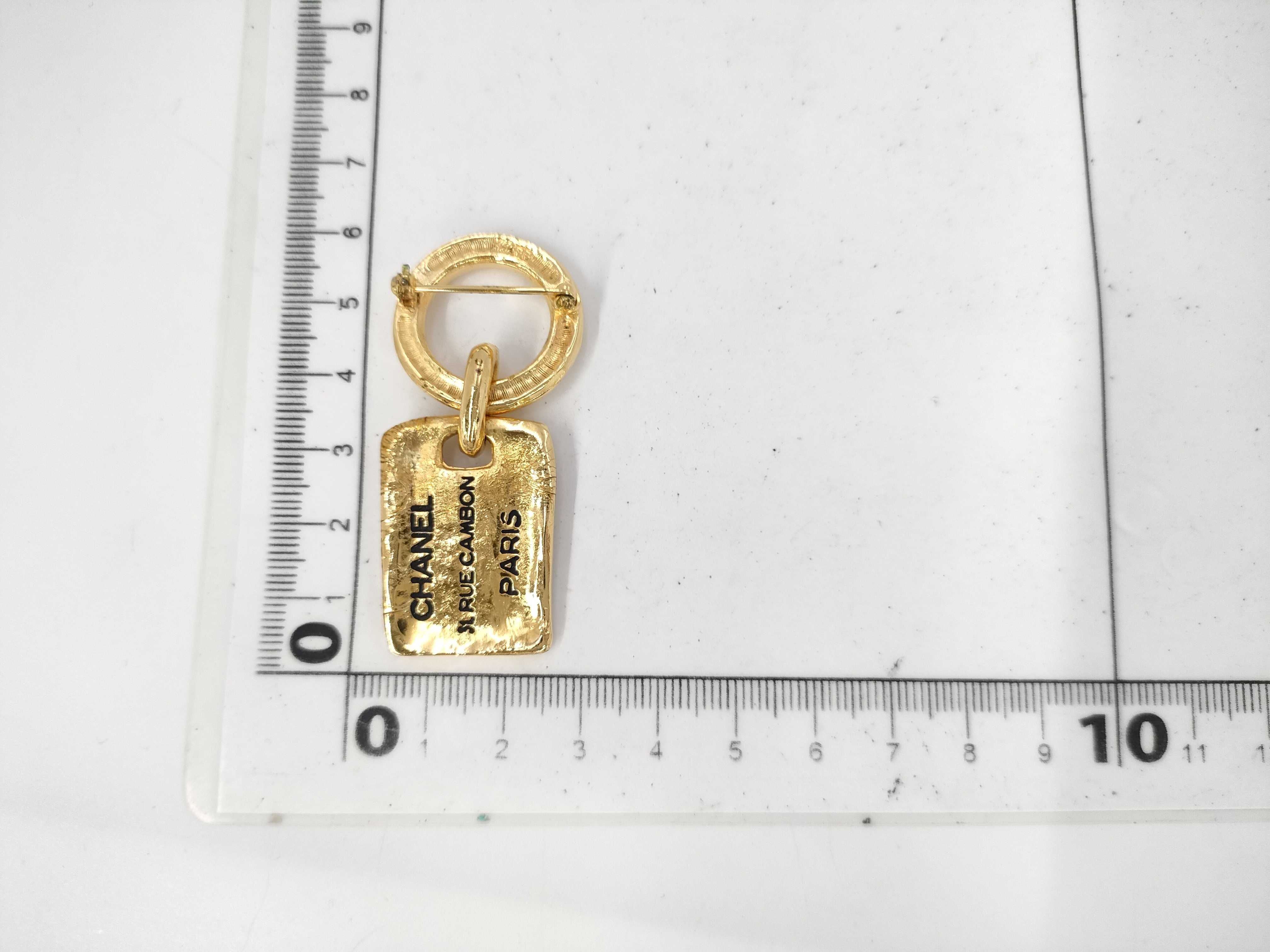 Lot 190 - Rare Chanel 1986-1988 Rue Cambon Brooch/Pendant