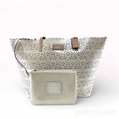 Coach Perforated Taylor White Leather Cutout with Pouch Tote Bag. Authentic Coach F27391 Taylor 