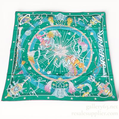 Herm&egrave;s Chorus Stellarum Carre 70 by Daiske Nomura. Authentic Herm&egrave;s Chorus Stellarum silk scarf 