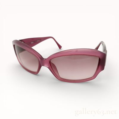 Louis Vuitton Ursula GM Sunglasses – Burgundy Frames. Authentic Louis Vuitton Ursula GM 