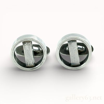 Georg Jensen Sterling Silver Cufflinks. Authentic Georg Jensen cufflinks featuring a round 