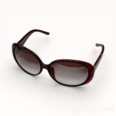 Gucci GG3550 Tortoiseshell Sunglasses with Box & Case. Authentic Gucci Sunglasses featuring a 