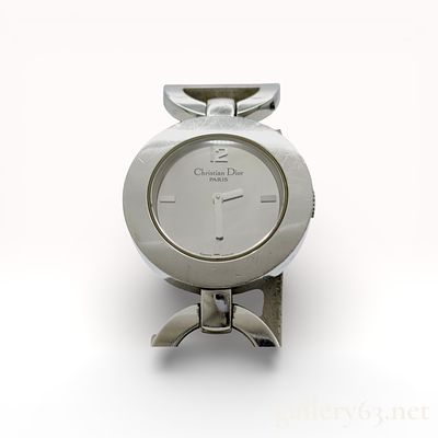 Christian Dior Malice Ronde CD022110 Stainless Steel Women’s Watch with Bracelet 25mm. Christian 