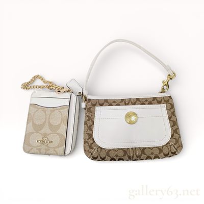 Coach Chain Coin Case C0058 Signature Canvas Accessory Pouch with Detachable Card Holder. Authent 