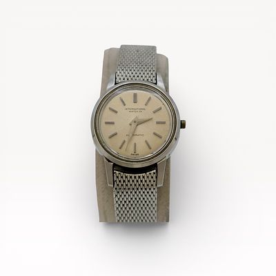 IWC Vintage Automatic Women’s Wristwatch Stainless Steel with Cream Dial and Mesh Bracelet. Authe 